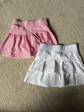 Girls Set of 2 Tiered Garb Golf Skorts in Pink and White- size Small 5/6